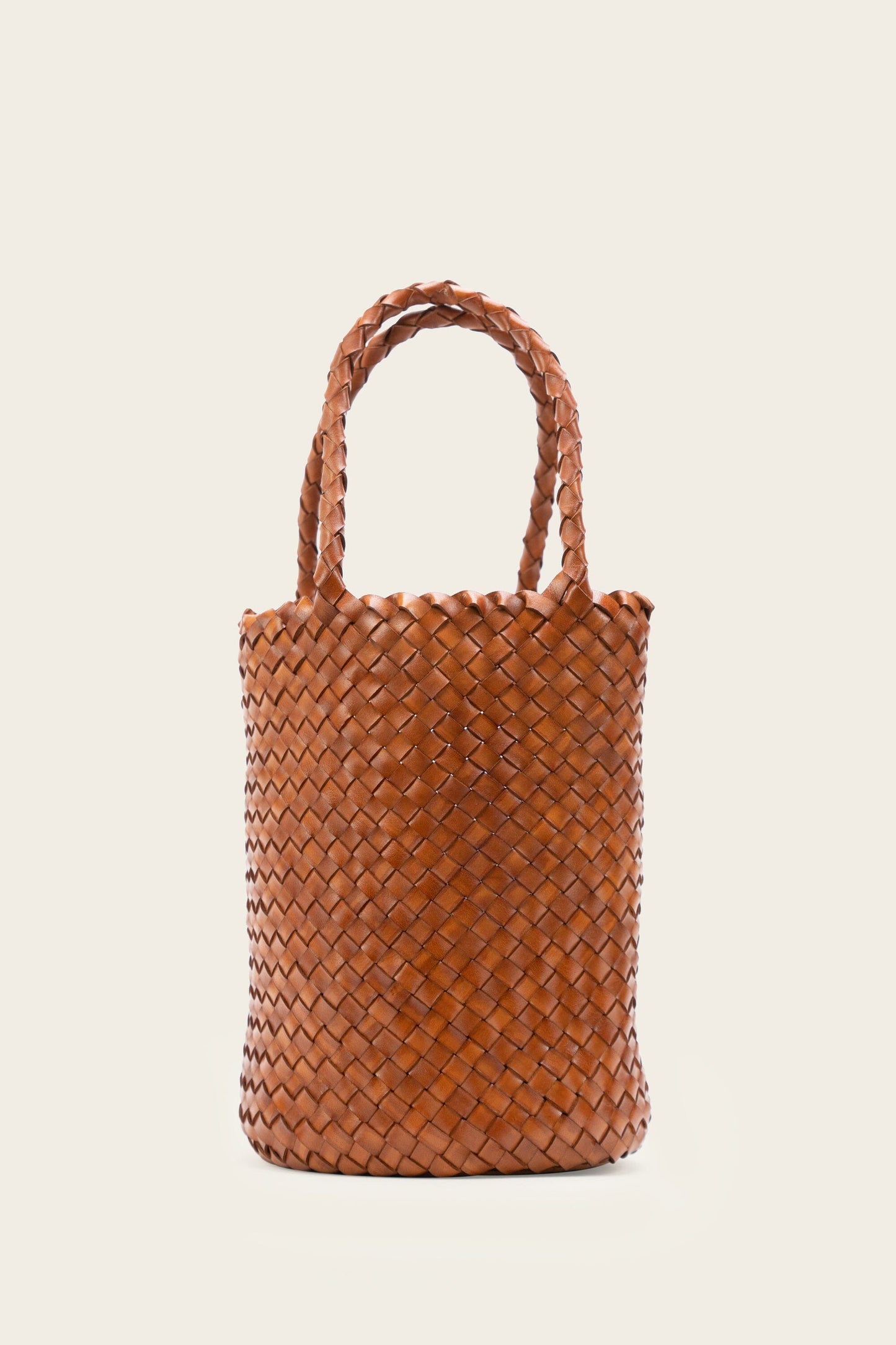 woven-leather-bag